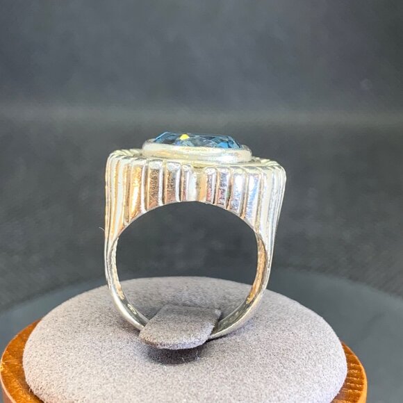 VTG Sterling Silver 925 Blue Topaz Bezel Set Textured Ridged Border Size 8.25 - Picture 5 of 13